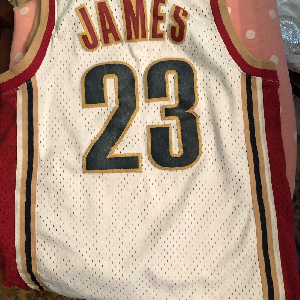 Childs LeBron James jerset